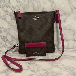 ✨Coach✨ Crossbody w/ Cardholder